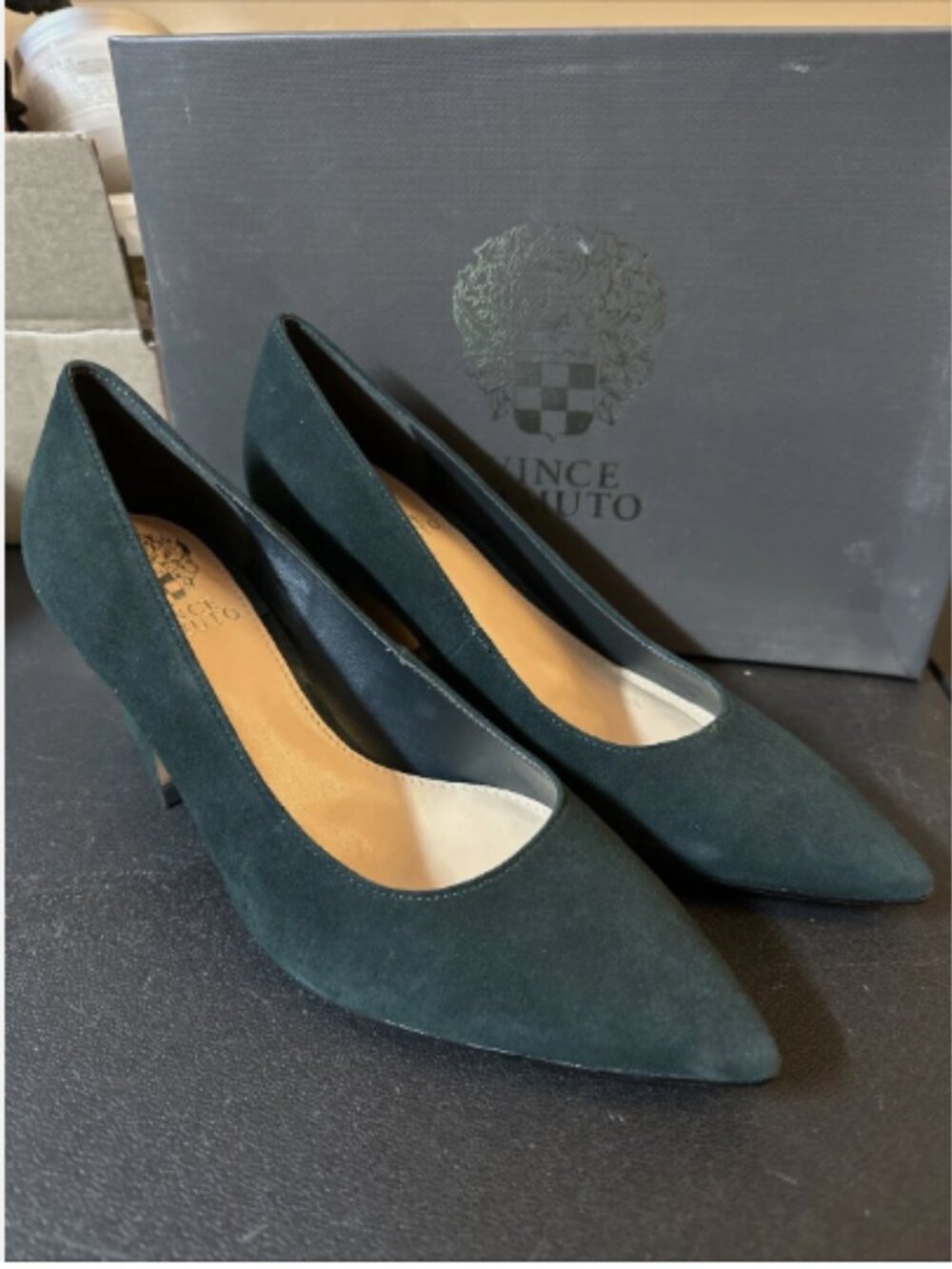 Vince Camuto Suede Pump-Halienda-Evergreen-7M-NEW-A659435